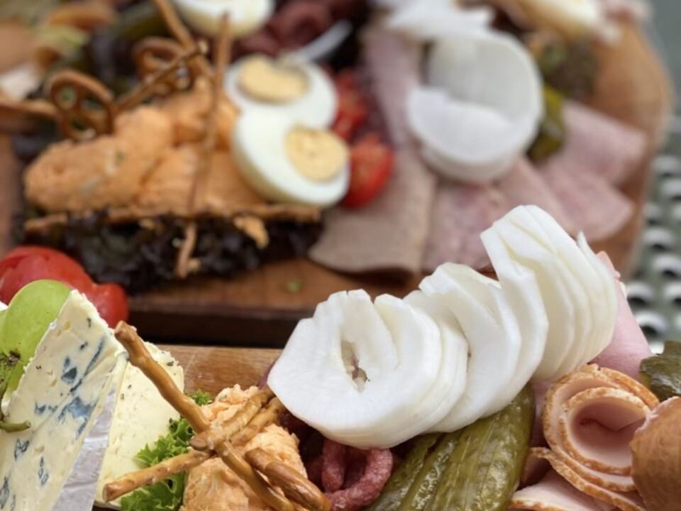 Käse und Wurst Platte